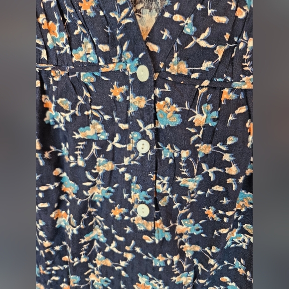 Caslon Women Blue Popover Top Sz L Floral Elastic Wrist Peasant 1/4 Button Front - Picture 4 of 11